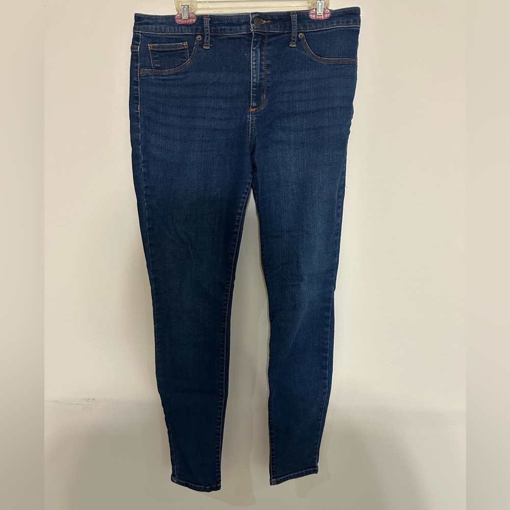 Universal Thread size 14 jeans skinny cut